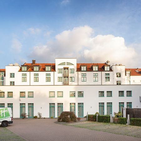 Holiday Inn Duesseldorf Hafen, An Ihg Hotel Екстериор снимка