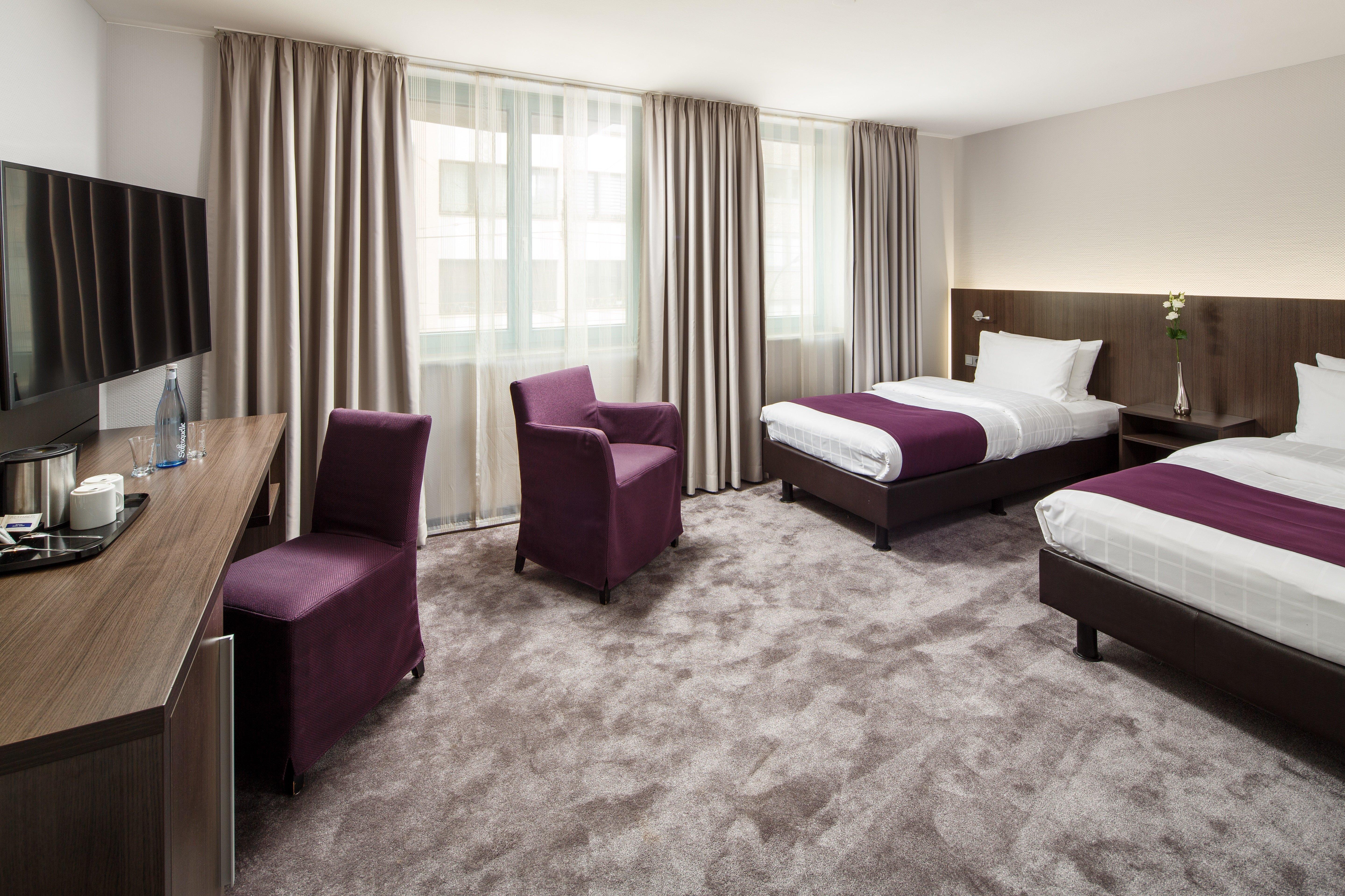 Holiday Inn Duesseldorf Hafen, An Ihg Hotel Екстериор снимка