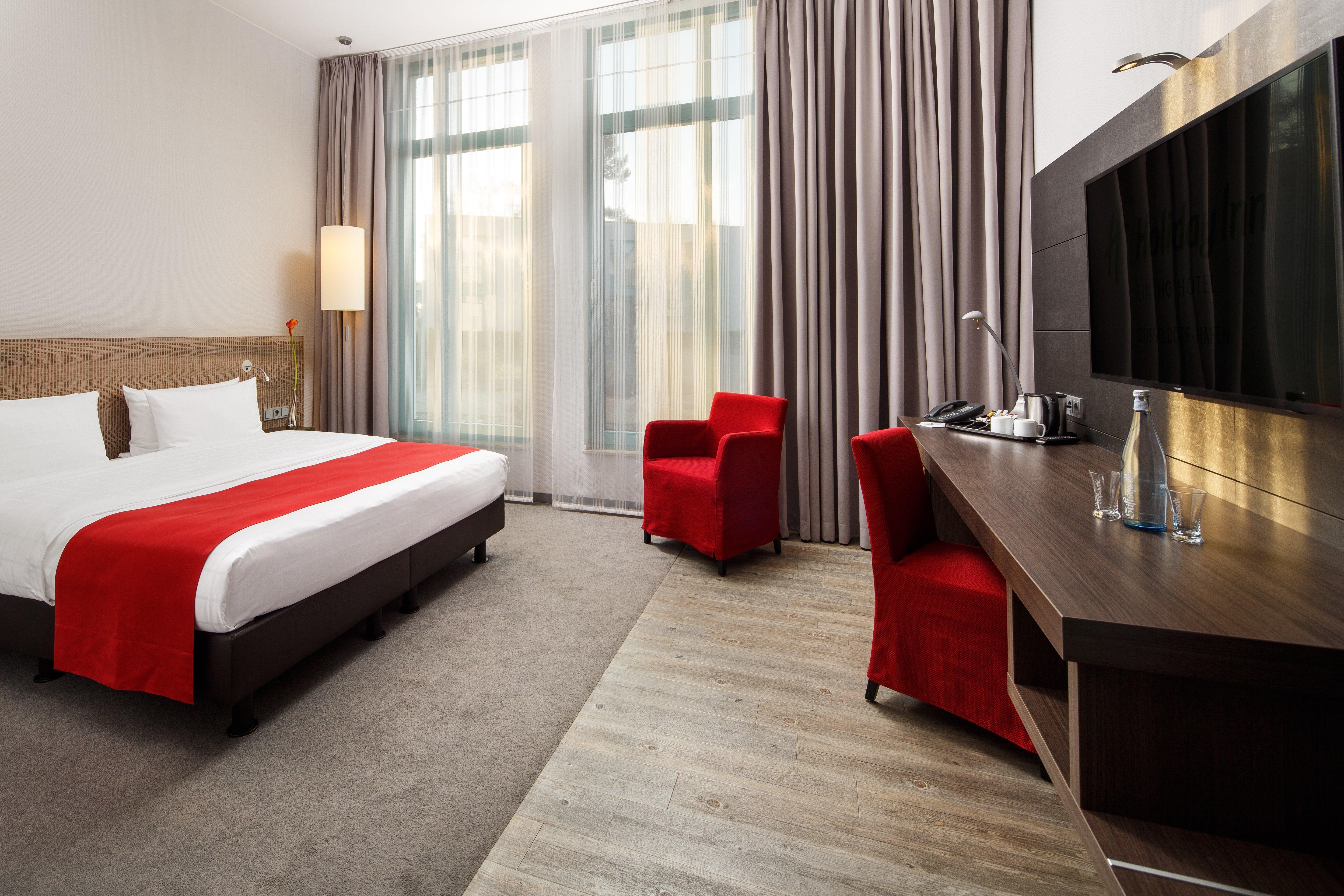 Holiday Inn Duesseldorf Hafen, An Ihg Hotel Екстериор снимка