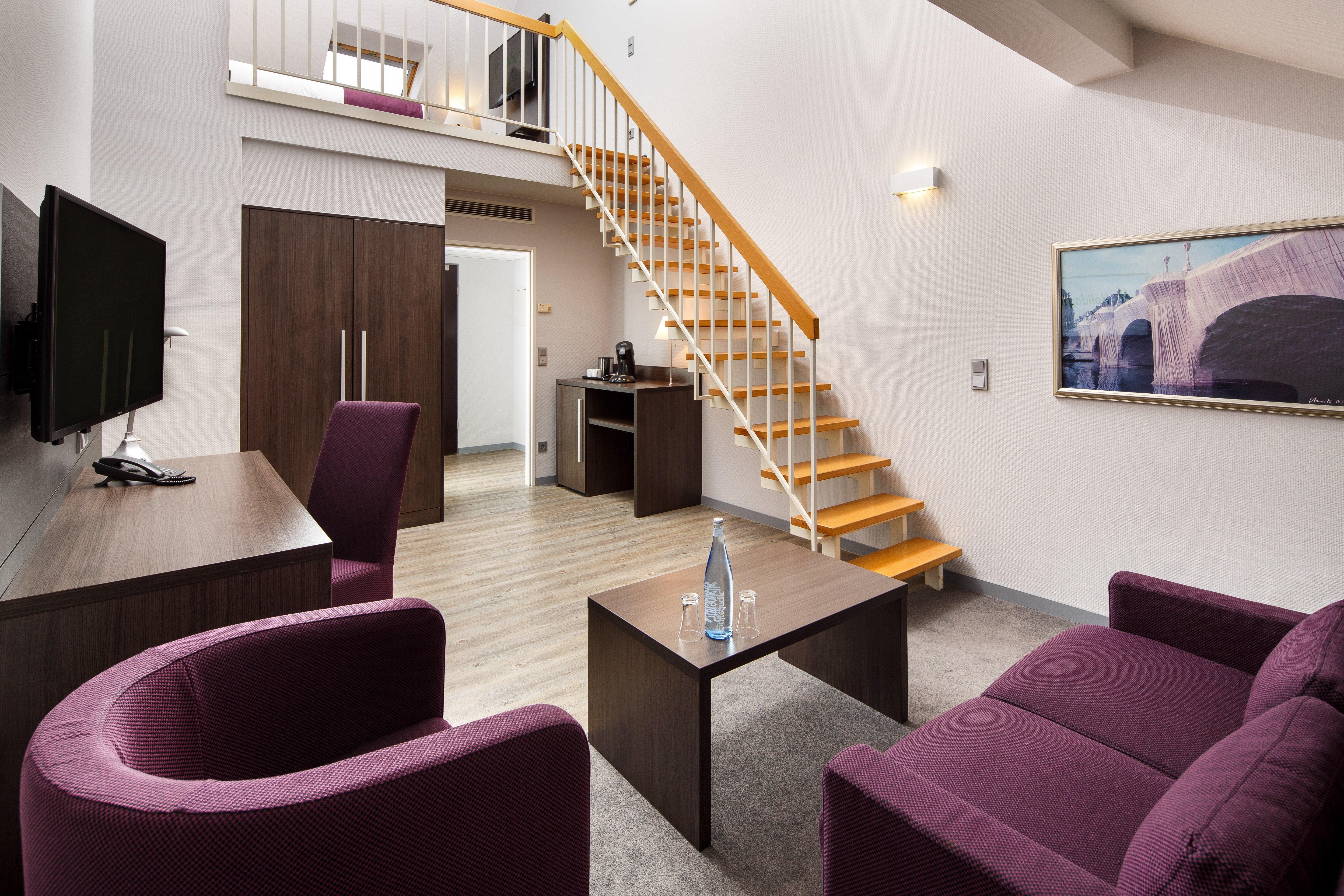 Holiday Inn Duesseldorf Hafen, An Ihg Hotel Екстериор снимка